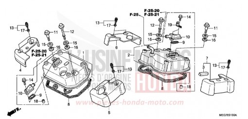 CYLINDER HEAD COVER VT750CSC de 2012